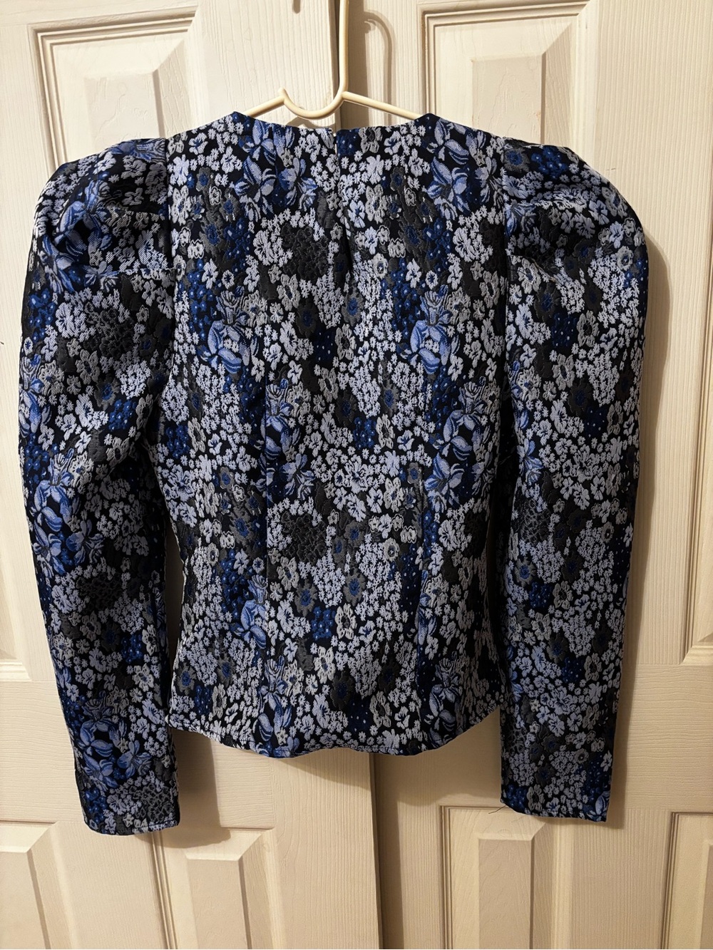 Hyacinth House | Tuckernuck Jacquard Puff-Sleeve Blouse XS